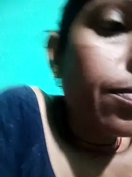 Snapshot of Suhana_pandit chatting on 09/08/25, 09:47 Suhana pandit online show from 09/08/25, 09:47