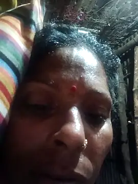 Snapshot of Suhana_pandit chatting on 10/04/25, 11:36 Suhana pandit online show from 10/04/25, 11:36