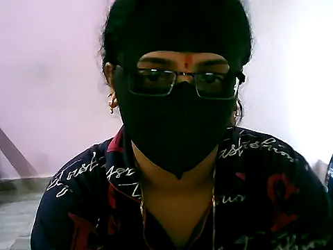 jannu6482 online show from 09/18/25, 09:44