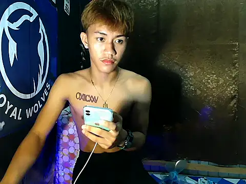 naughtyboyloy 0 online show from 09/30/25, 01:38