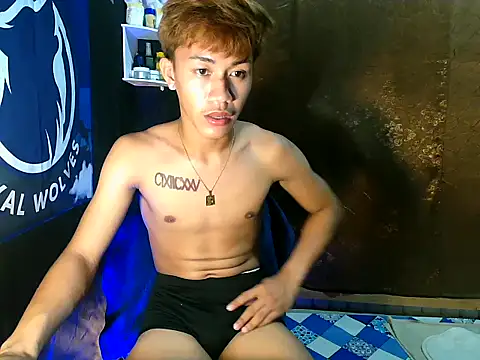 naughtyboyloy 0 online show from 10/14/25, 05:25