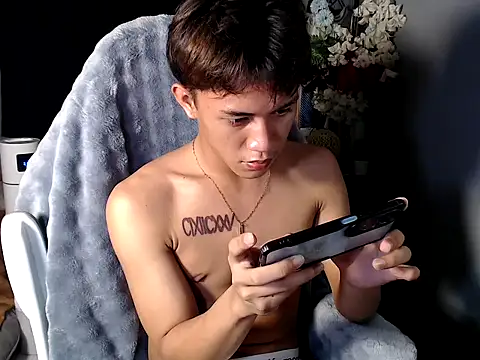 Snapshot of naughtyboyloy_0 chatting on 03/12/26, 05:08 naughtyboyloy 0 online show from 03/12/26, 05:08