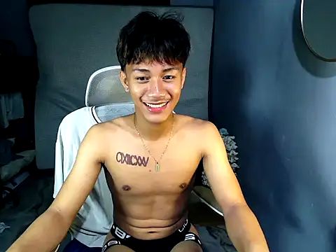 Snapshot of naughtyboyloy_0 chatting on 05/01/26, 05:17 naughtyboyloy 0 online show from 05/01/26, 05:17