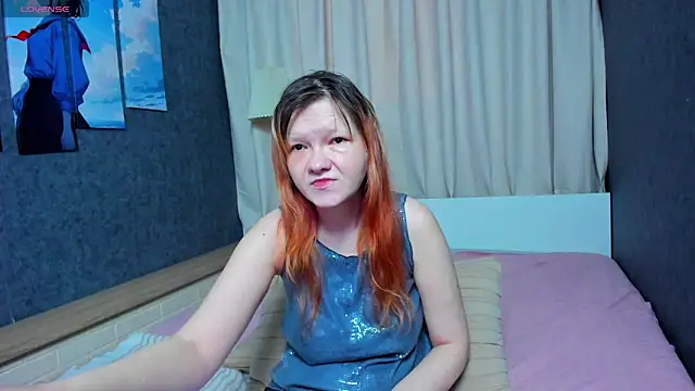 Snapshot of Nora_lovvvv chatting on 09/19/25, 10:05 Nora lovvvv online show from 09/19/25, 10:05