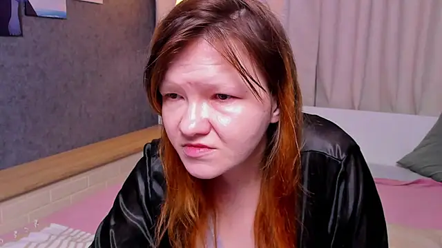 Snapshot of Nora_lovvvv chatting on 12/16/25, 03:17 Nora lovvvv online show from 12/16/25, 03:17