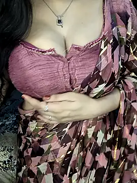 PRIYA 22 online show from 09/14/25, 03:33