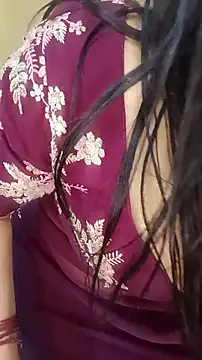 PRIYA 22 online show from 06/28/26, 10:16