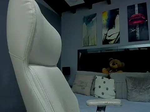 dalila macherano1 online show from 09/19/25, 10:32