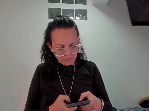 dalila macherano1 online show from 10/16/25, 03:51