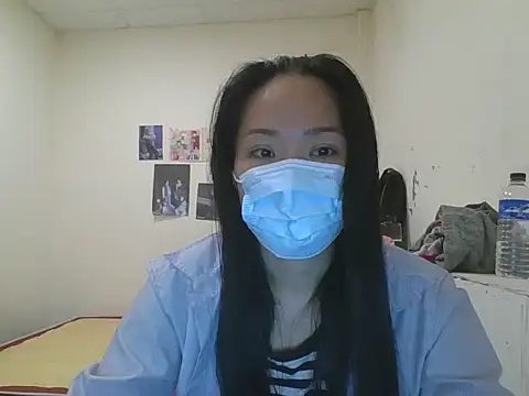 Snapshot of candy00009 chatting on 04/07/26, 11:32 candy00009 online show from 04/07/26, 11:32