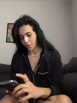 Snapshot of itsyourgirltee chatting on 12/05/25, 11:52 itsyourgirltee online show from 12/05/25, 11:52