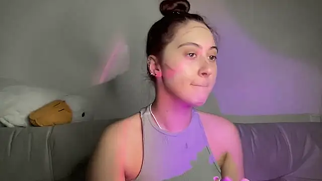 Snapshot of StellarAlice chatting on 09/15/25, 07:25 StellarAlice online show from 09/15/25, 07:25