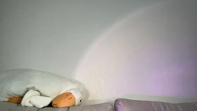 Snapshot of StellarAlice chatting on 10/25/25, 10:34 StellarAlice online show from 10/25/25, 10:34