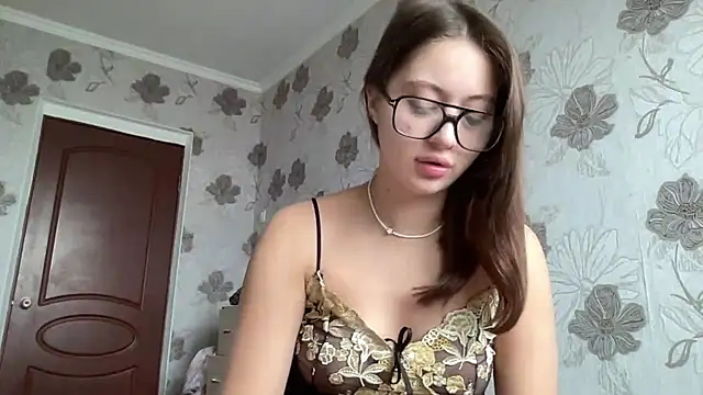 Snapshot of StellarAlice chatting on 12/02/25, 10:09 StellarAlice online show from 12/02/25, 10:09