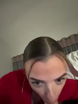 cutietootie02 online show from 12/21/25, 02:30