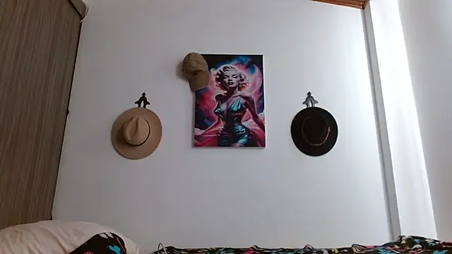 Crystal Star  online show from 02/12/26, 02:12