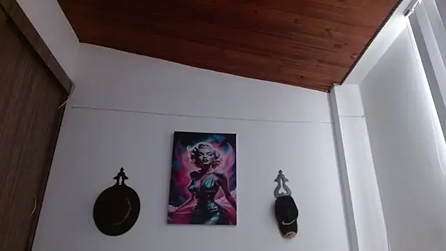 Crystal Star  online show from 04/11/26, 12:31