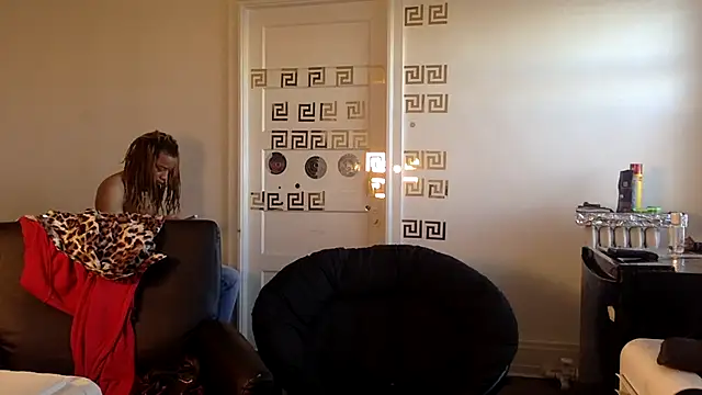 Diodre Benyoon online show from 04/15/26, 01:34