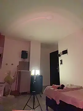 Enyagleam  online show from 12/23/25, 02:53