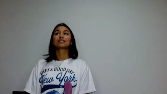 Gia Lee online show from 10/08/25, 03:26