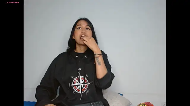 Gia Lee online show from 01/08/26, 03:20