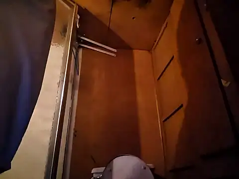 Snapshot of Boogiehtx713 chatting on 12/18/25, 10:10 Boogiehtx713 online show from 12/18/25, 10:10