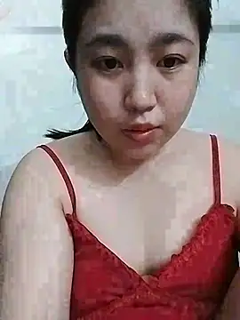 Snapshot of Minn-cute chatting on 05/14/26, 01:23 Minn-cute online show from 05/14/26, 01:23