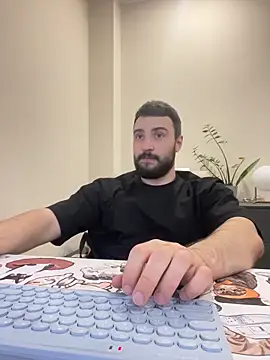 Snapshot of Ben_Bigban chatting on 12/01/25, 08:14 Ben Bigban online show from 12/01/25, 08:14