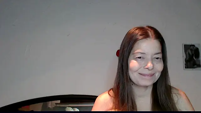 Snapshot of SexySarah177 chatting on 12/16/24, 09:20 SexySarah177 online show from 12/16/24, 09:20