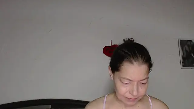 Snapshot of SexySarah177 chatting on 02/21/26, 09:38 SexySarah177 online show from 02/21/26, 09:38