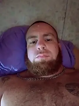 Snapshot of Clarkodile95 chatting on 04/20/26, 04:32 Clarkodile95 online show from 04/20/26, 04:32