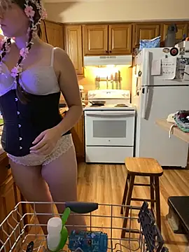 Mommasaurrex online show from 10/21/25, 02:34