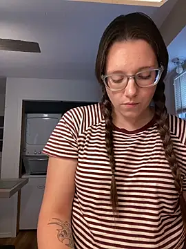 Mommasaurrex online show from 11/01/25, 09:17