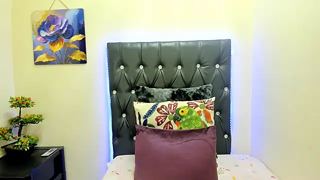 Toxicfantasy4u online show from 09/18/25, 04:42