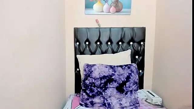 Toxicfantasy4u online show from 04/15/26, 04:25