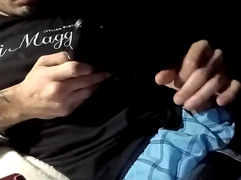 Snapshot of StirringFraction chatting on 09/12/25, 07:41 StirringFraction online show from 09/12/25, 07:41