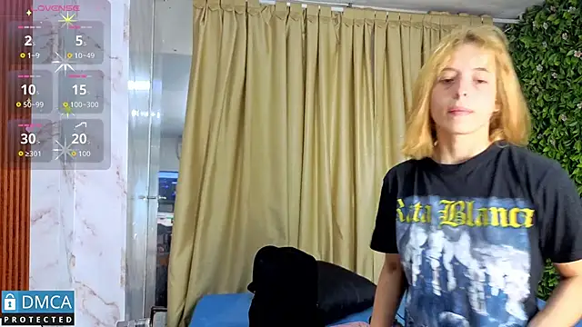 nena cupcake  online show from 02/13/26, 11:06