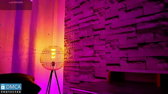 nena cupcake  online show from 03/20/26, 11:04