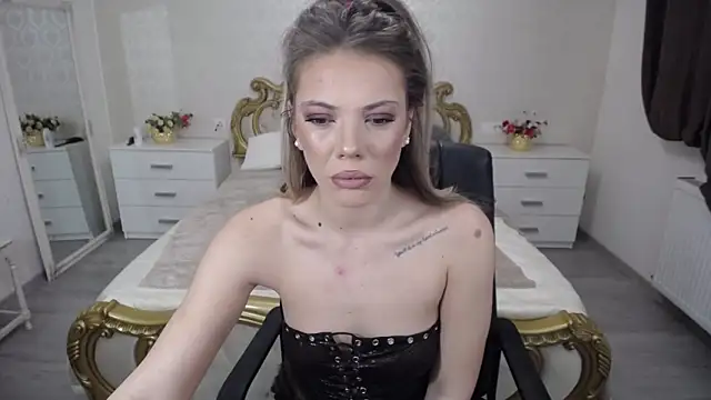 Snapshot of AmberTop chatting on 04/09/26, 09:04 AmberTop online show from 04/09/26, 09:04