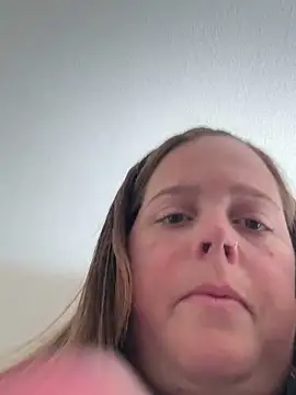 hornykitty1210 online show from 10/16/25, 04:19