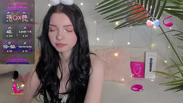 BlackyLii online show from 12/14/25, 01:22