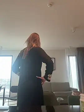 Snapshot of Chloemillerrxx chatting on 12/02/25, 02:23 Chloemillerrxx online show from 12/02/25, 02:23