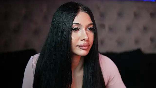 GiuliaSya online show from 09/24/25, 08:56