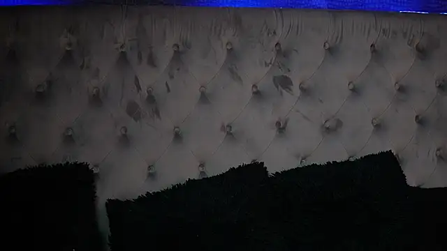 GiuliaSya online show from 09/26/25, 08:24