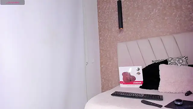 Amaranta carey online show from 04/16/26, 12:55