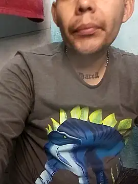 Snapshot of fboycdjuaez chatting on 10/21/25, 01:28 fboycdjuaez online show from 10/21/25, 01:28