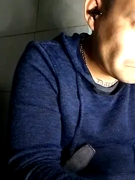 Snapshot of fboycdjuaez chatting on 10/21/25, 04:08 fboycdjuaez online show from 10/21/25, 04:08