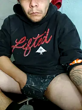 Snapshot of fboycdjuaez chatting on 12/21/25, 09:38 fboycdjuaez online show from 12/21/25, 09:38