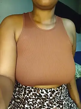 Snapshot of PRETTYJANE36 chatting on 06/19/26, 06:56 PRETTYJANE36 online show from 06/19/26, 06:56