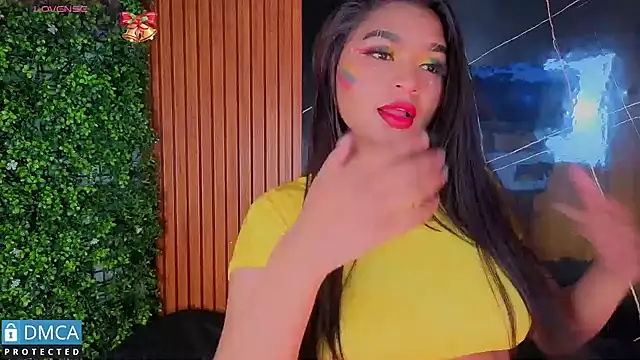 Snapshot of leidy_morales_ chatting on 06/17/26, 11:01 leidy morales online show from 06/17/26, 11:01